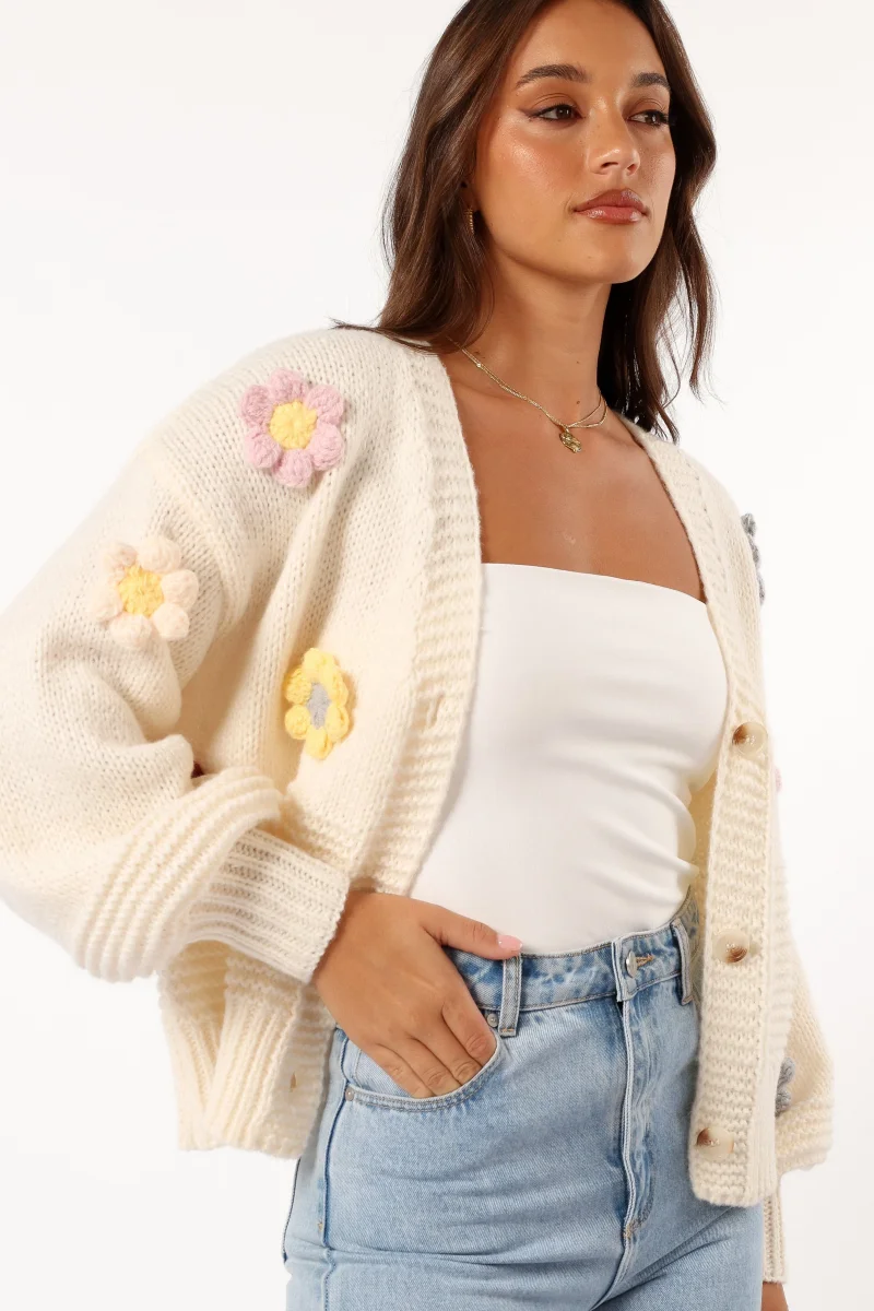 Sienna Flower Cardigan – Cream